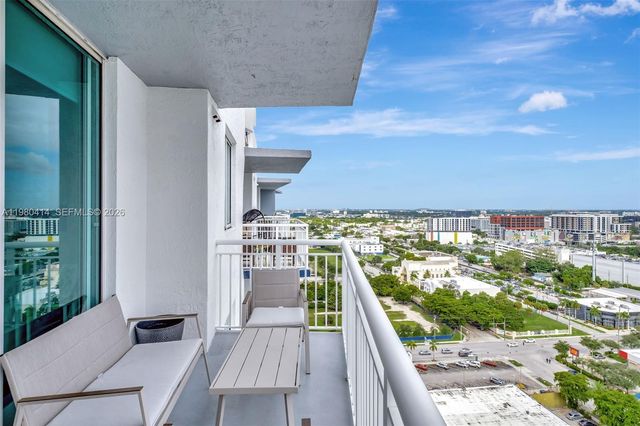 275 NE 18th St PH-09, Miami, FL 33132