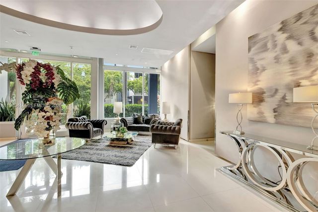 275 NE 18th St PH-09, Miami, FL 33132