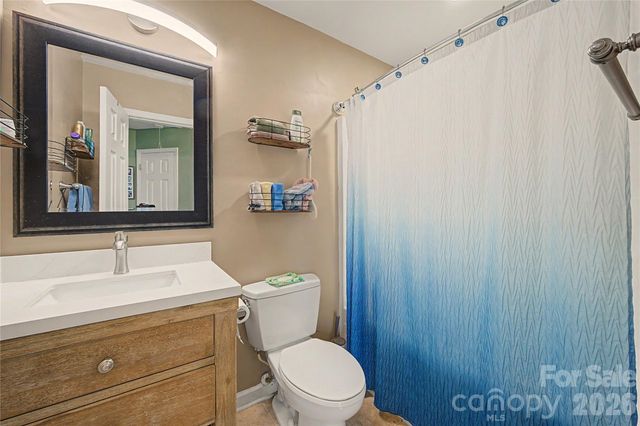 1110 Newfound Hollow Drive, Charlotte, NC 28214