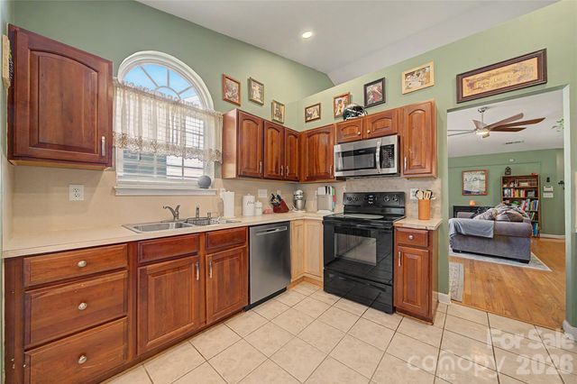 1110 Newfound Hollow Drive, Charlotte, NC 28214