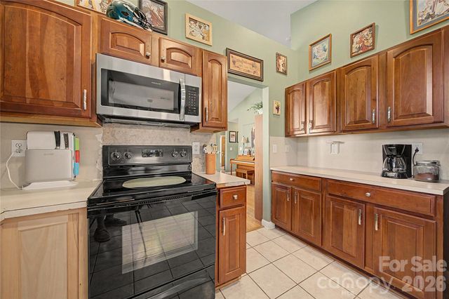 1110 Newfound Hollow Drive, Charlotte, NC 28214