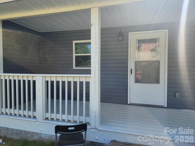 146 Underwood Road, Canton, NC 28716