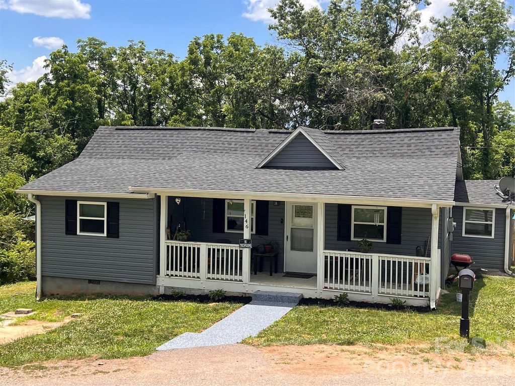 146 Underwood Road, Canton, NC 28716