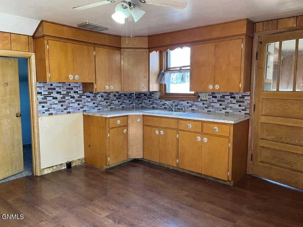 710 3rd Avenue E, Mobridge, SD 57601 photo 13
