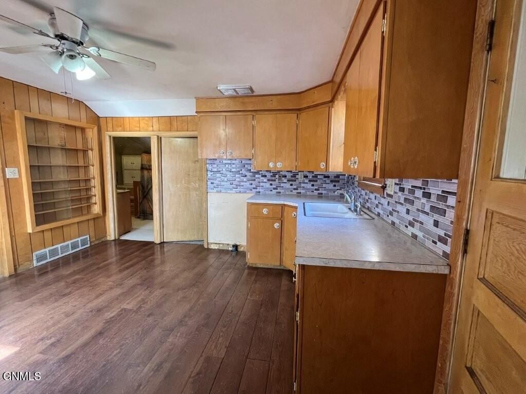 710 3rd Avenue E, Mobridge, SD 57601 photo 14