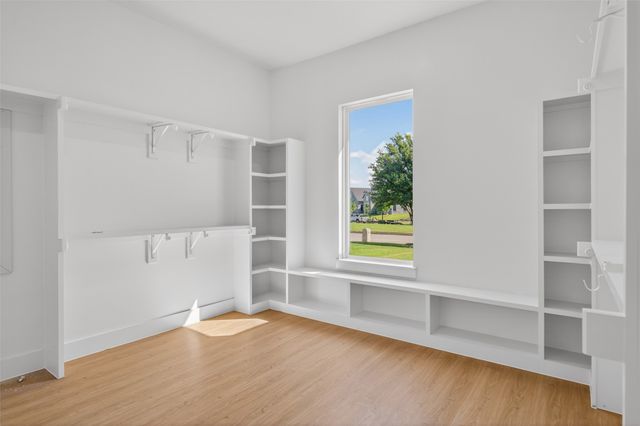 1011 Devonshire Drive S, Forney, TX 75126