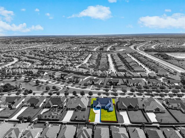 1011 Devonshire Drive S, Forney, TX 75126