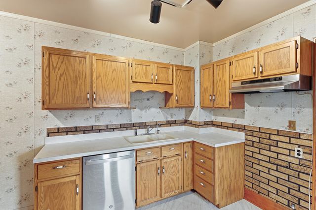 5031 N Riverview Drive, Kalamazoo, MI 49004
