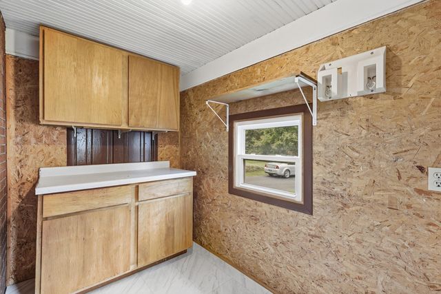 5031 N Riverview Drive, Kalamazoo, MI 49004