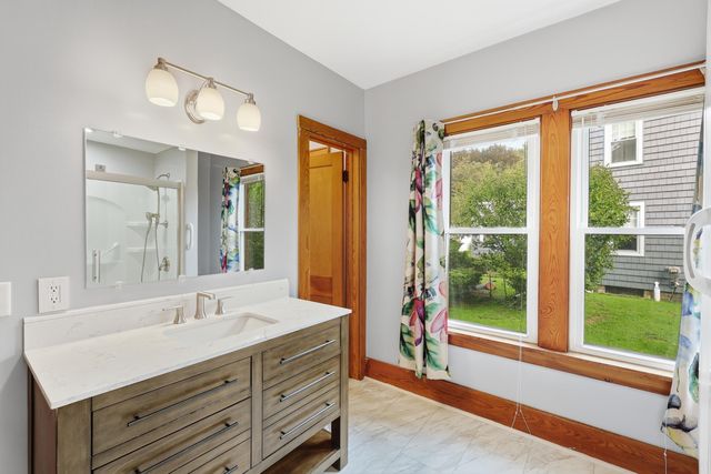 5031 N Riverview Drive, Kalamazoo, MI 49004