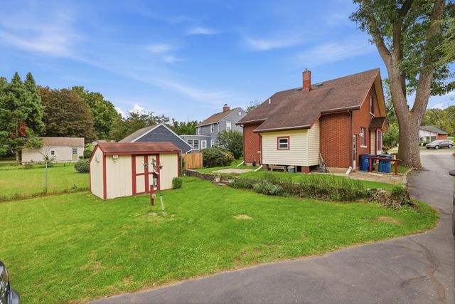 5031 N Riverview Drive, Kalamazoo, MI 49004