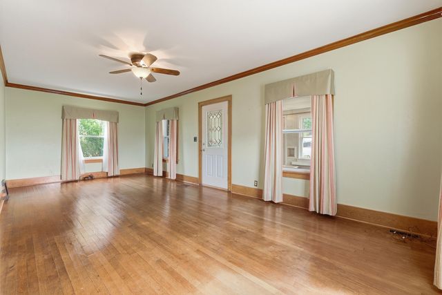 5031 N Riverview Drive, Kalamazoo, MI 49004