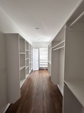 913B 14th Ave, S, Nashville, TN 37212