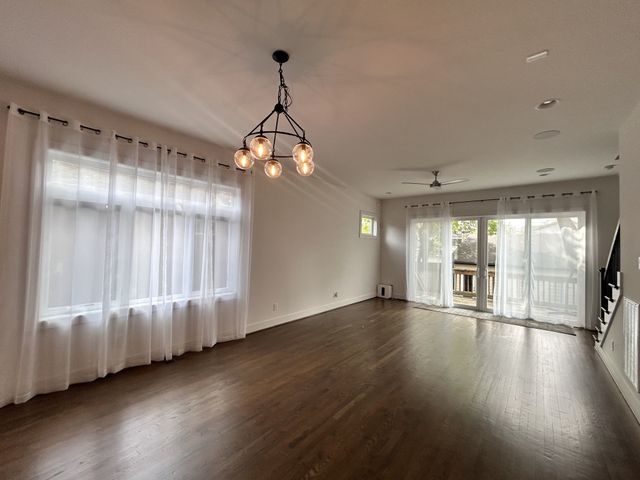 913B 14th Ave, S, Nashville, TN 37212