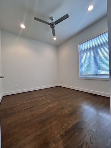 913B 14th Ave, S, Nashville, TN 37212