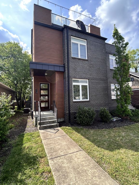 913B 14th Ave, S, Nashville, TN 37212
