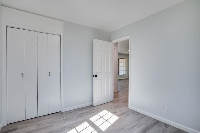 2038 S Poplar St, Wichita, KS 67211