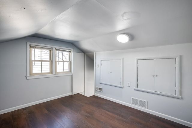 2038 S Poplar St, Wichita, KS 67211