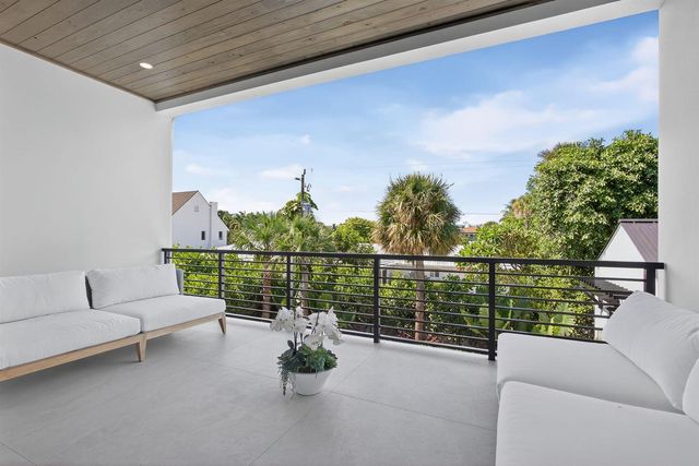 123 Murray Road, West Palm Beach, FL 33405