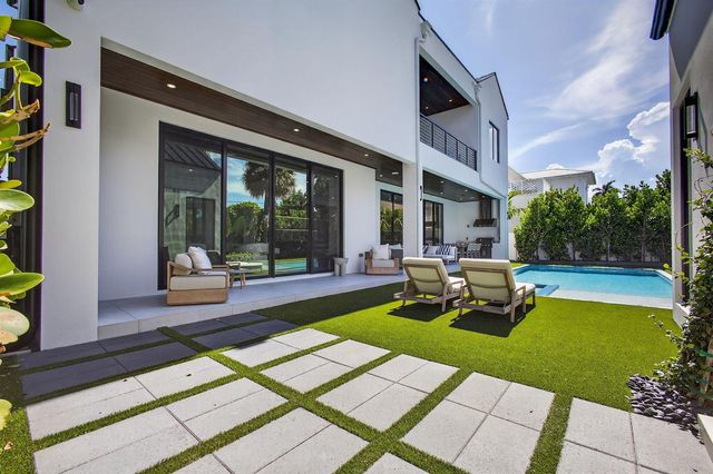 123 Murray Road, West Palm Beach, FL 33405