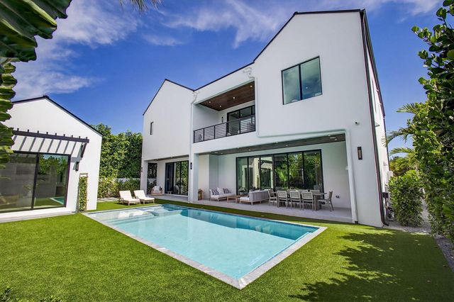 123 Murray Road, West Palm Beach, FL 33405