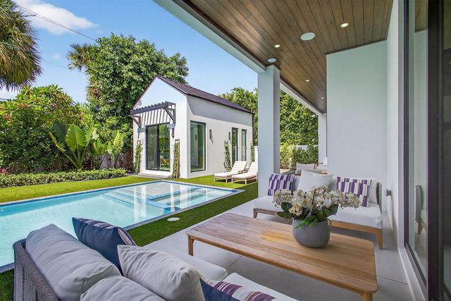 123 Murray Road, West Palm Beach, FL 33405