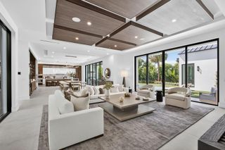 123 Murray Road, West Palm Beach, FL 33405