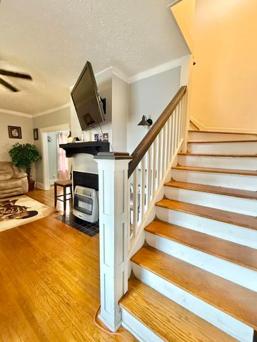 606 Watt ST, Martinsville, VA 24112