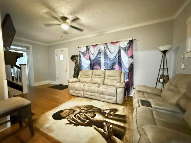 606 Watt ST, Martinsville, VA 24112