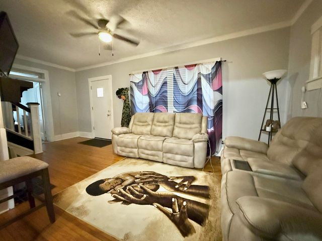 606 Watt ST, Martinsville, VA 24112