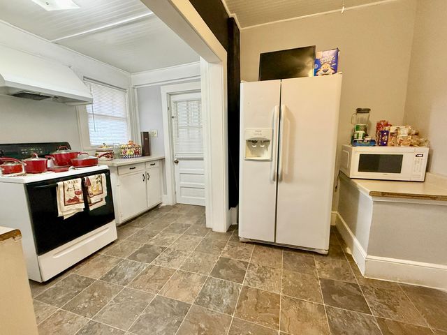 606 Watt ST, Martinsville, VA 24112