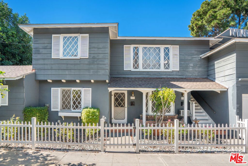 12334 Moorpark Street, Studio City, CA 91604