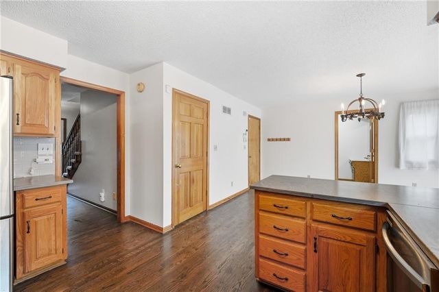 1404 Dartmouth Drive, Liberty, MO 64068