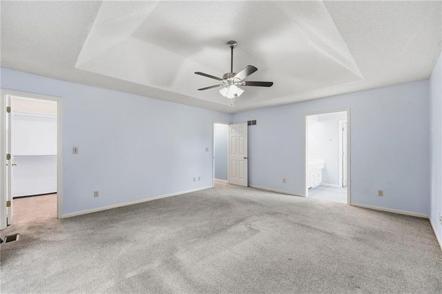1404 Dartmouth Drive, Liberty, MO 64068