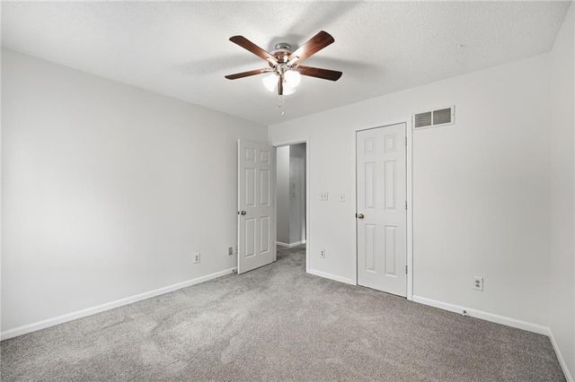 1404 Dartmouth Drive, Liberty, MO 64068