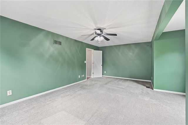 1404 Dartmouth Drive, Liberty, MO 64068