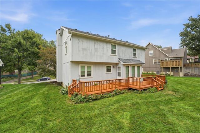 1404 Dartmouth Drive, Liberty, MO 64068