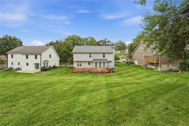 1404 Dartmouth Drive, Liberty, MO 64068