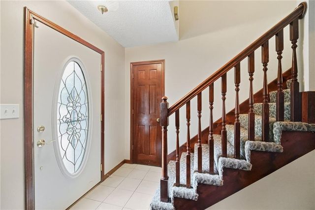 1404 Dartmouth Drive, Liberty, MO 64068