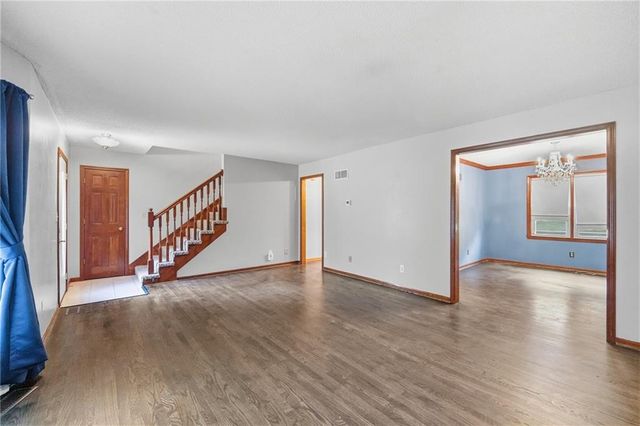 1404 Dartmouth Drive, Liberty, MO 64068
