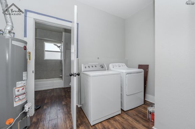 603 E 4TH STREET, Burkburnett, TX 76354