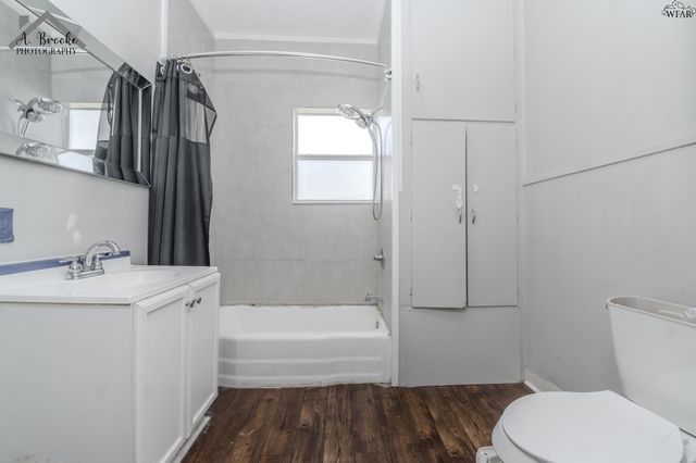 603 E 4TH STREET, Burkburnett, TX 76354