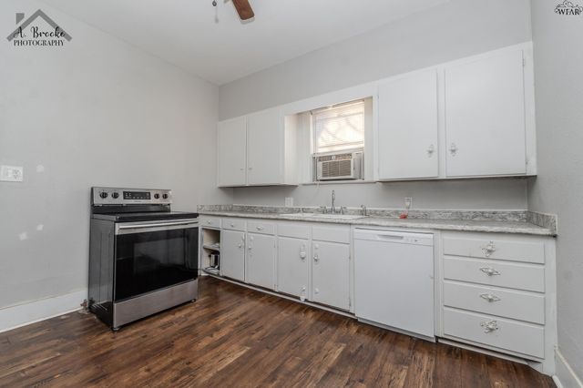 603 E 4TH STREET, Burkburnett, TX 76354