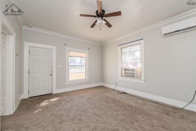 603 E 4TH STREET, Burkburnett, TX 76354