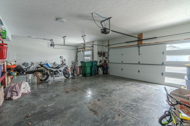 376 Haddington Lane, Lafayette, IN 47905