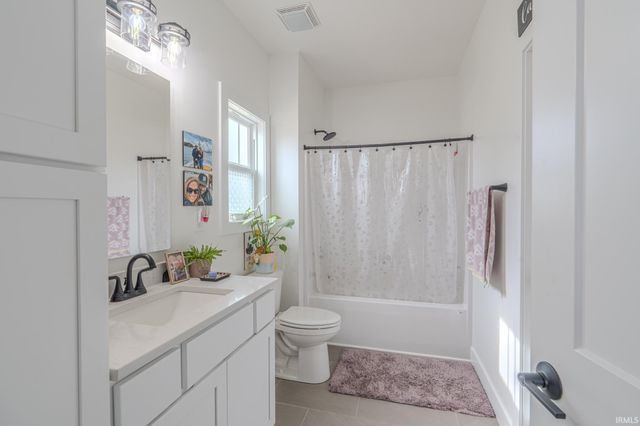 376 Haddington Lane, Lafayette, IN 47905