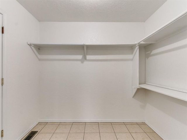 2808 Shoreridge Avenue 2810, Norman, OK 73072