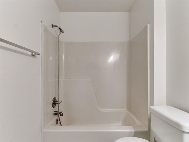 2808 Shoreridge Avenue 2810, Norman, OK 73072