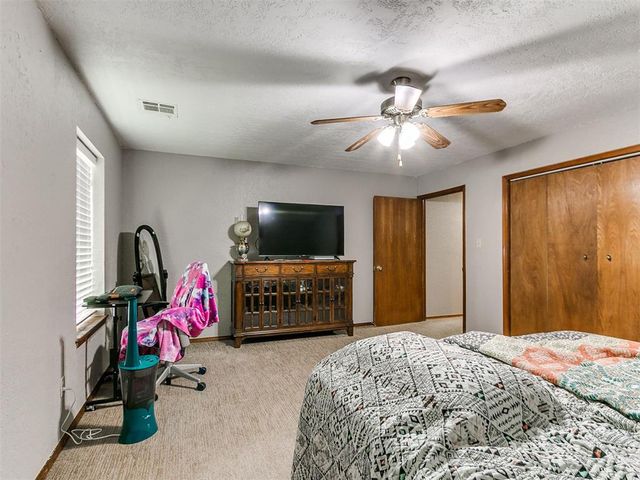2808 Shoreridge Avenue 2810, Norman, OK 73072