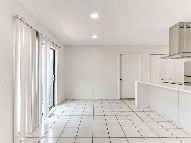 2808 Shoreridge Avenue 2810, Norman, OK 73072